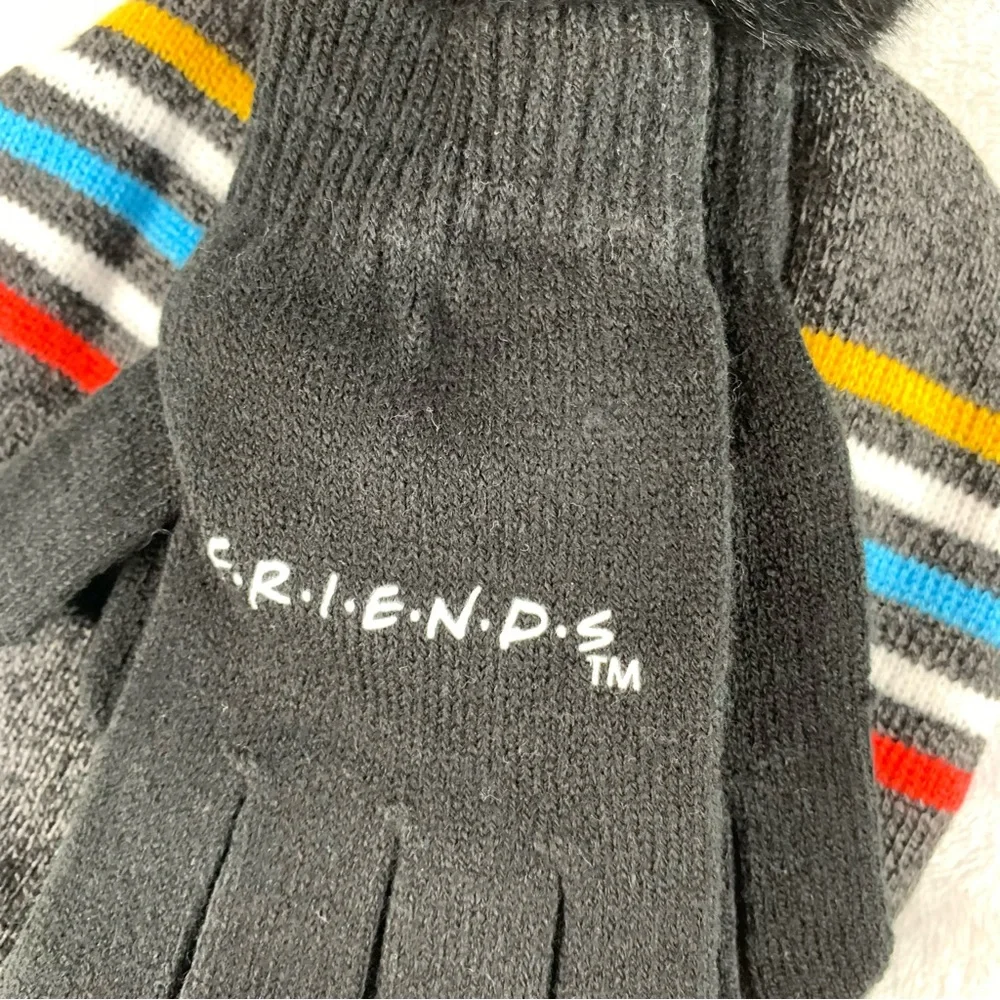 FRIENDS keep warm